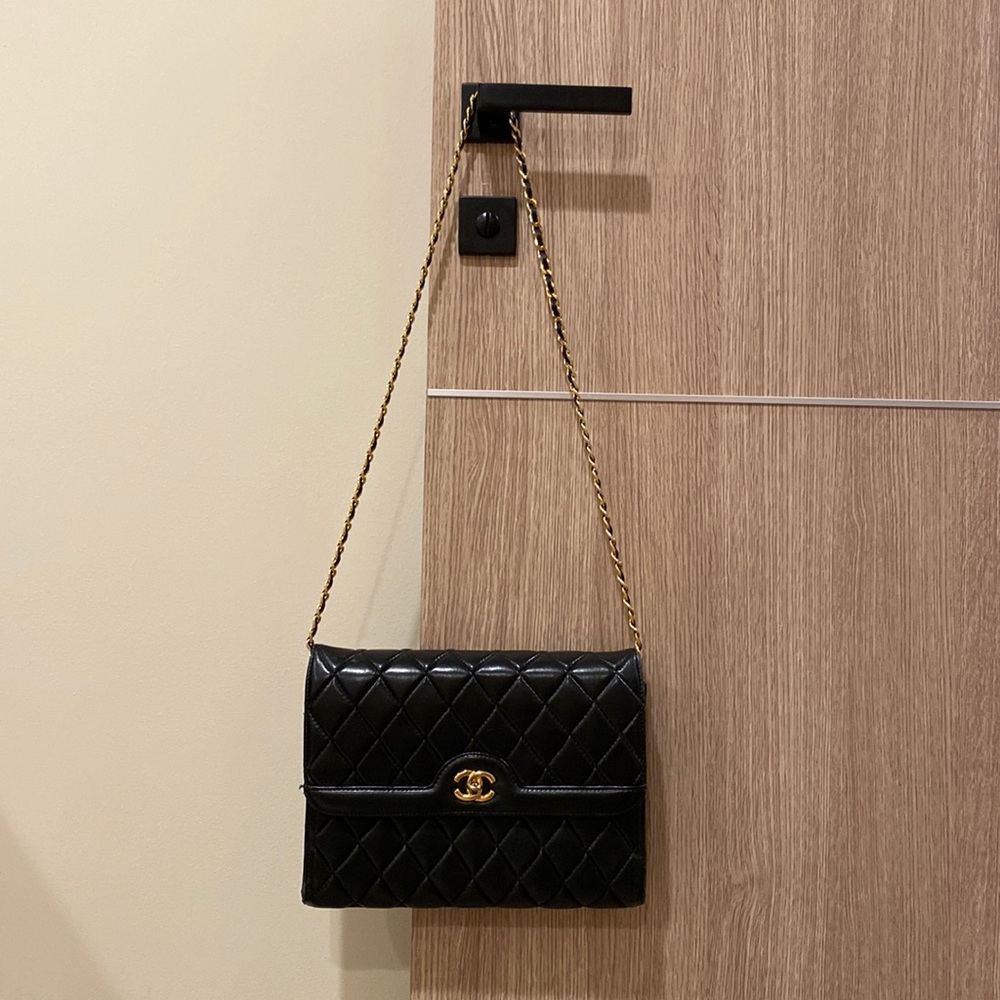 Vintage Chanel purse